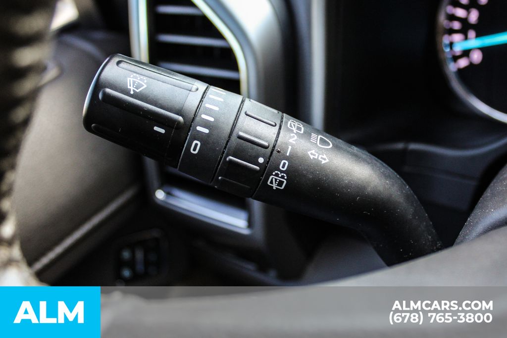 Used 2020 Black Ford XLT image 31