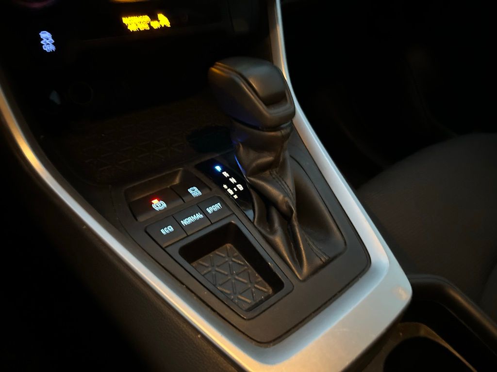 Thumbnail: 2019 Toyota RAV4 - 26