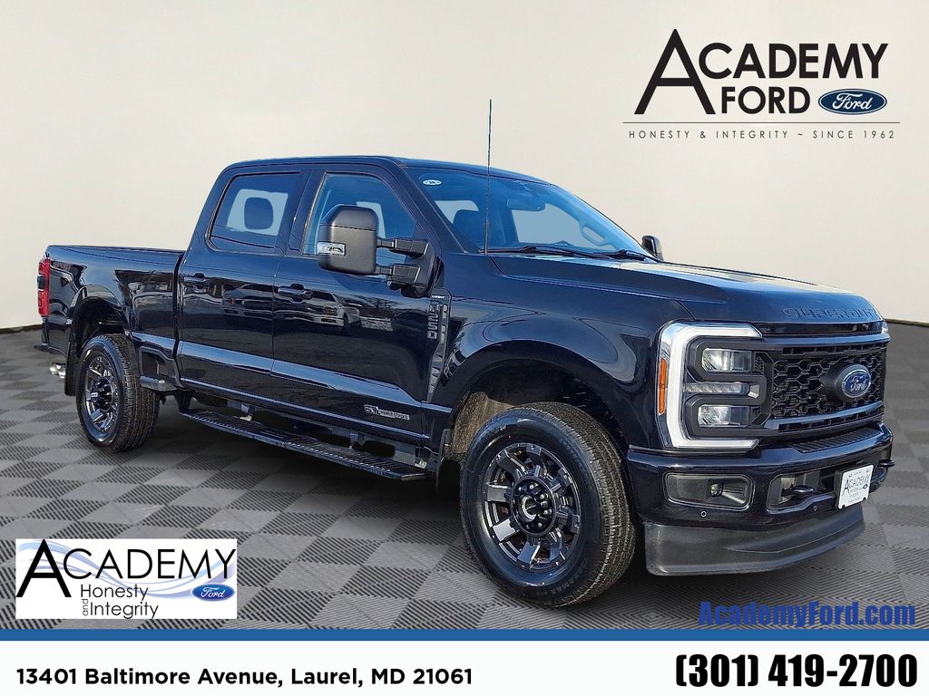 2023 Ford F-250 Super Duty Lariat Crew Cab 4WD