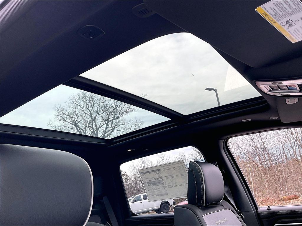 2026 Ram 1500 — photo 18