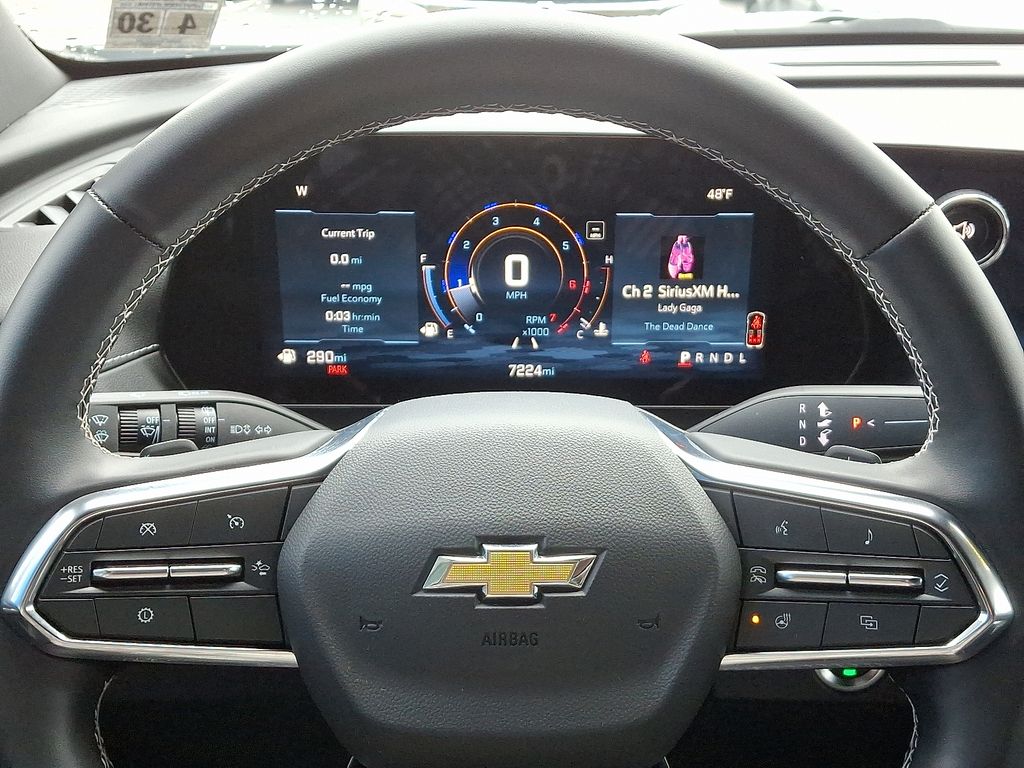 Thumbnail: 2025 Chevrolet Traverse - 19