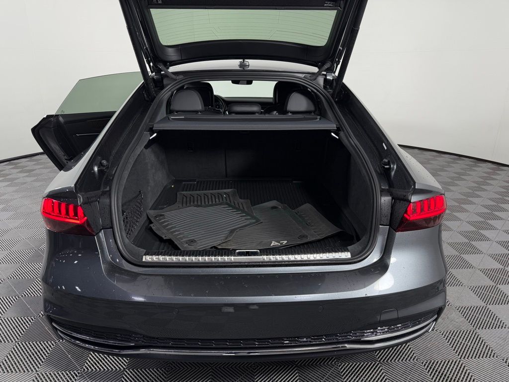 Thumbnail: 2019 Audi A7 - 21