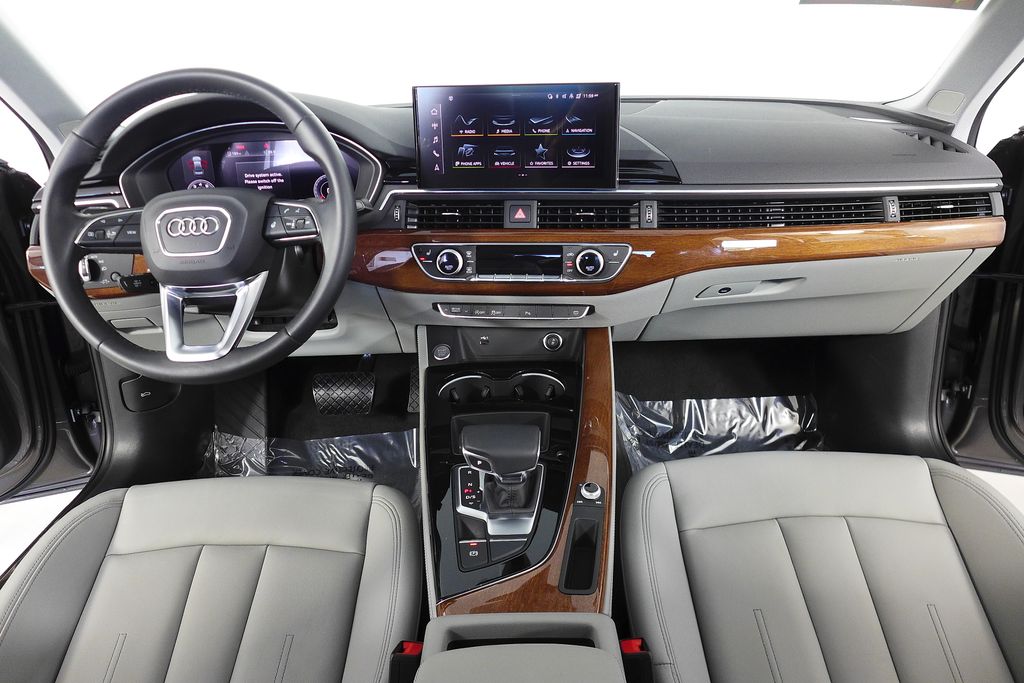 Thumbnail: 2022 Audi A4 - 25