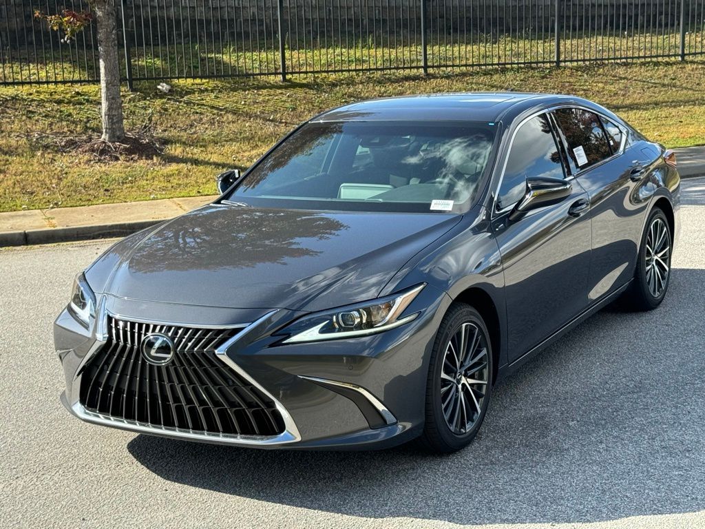 2025 Lexus ES 350 9