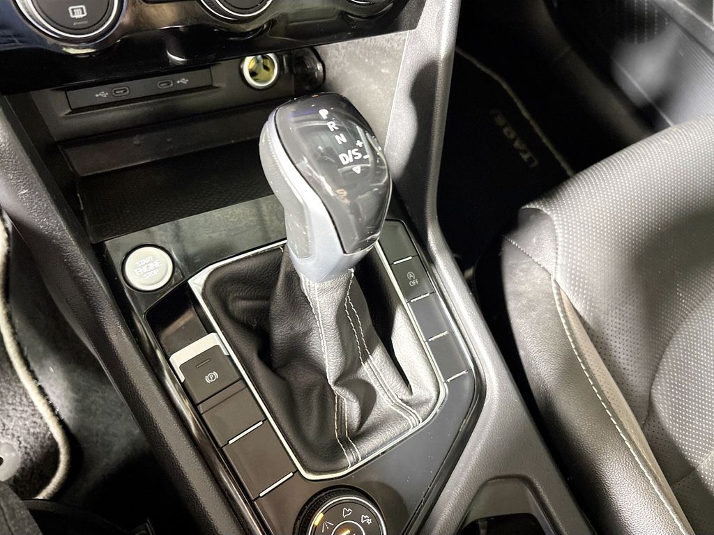 2023 Volkswagen Taos 1.5T SEL