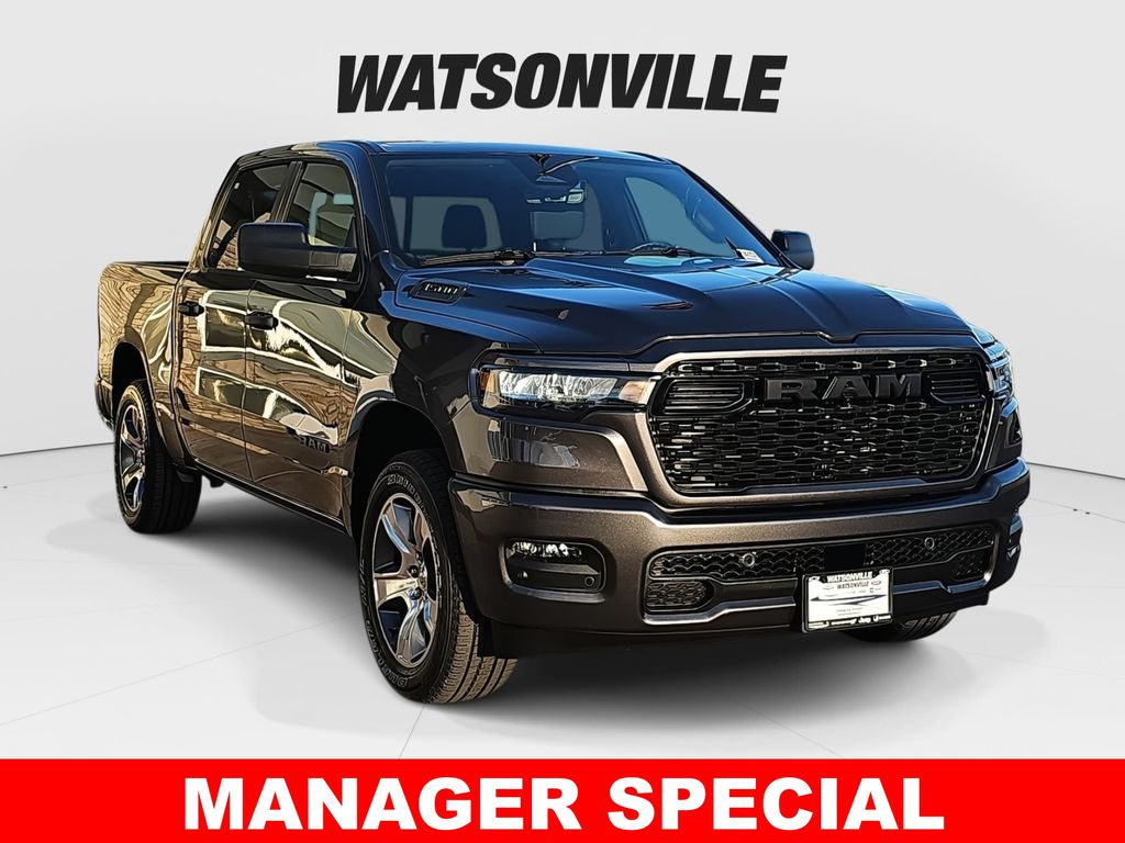 2026 RAM 1500 Express Crew Cab 4WD