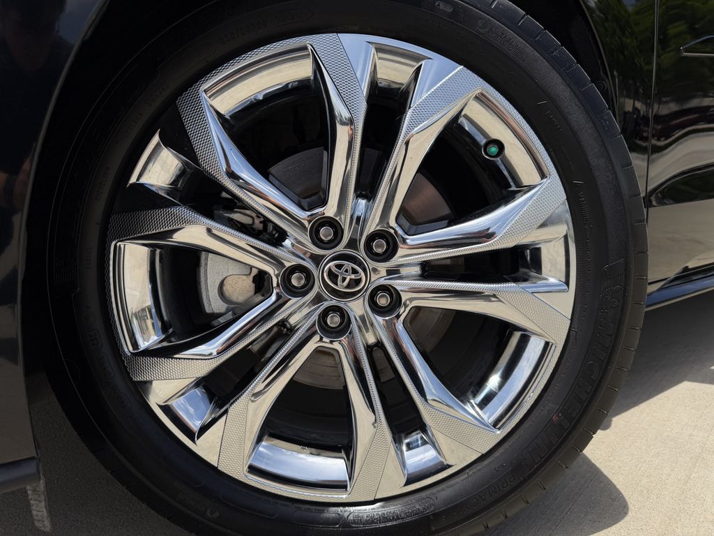 Used 2024 Toyota Sienna Van