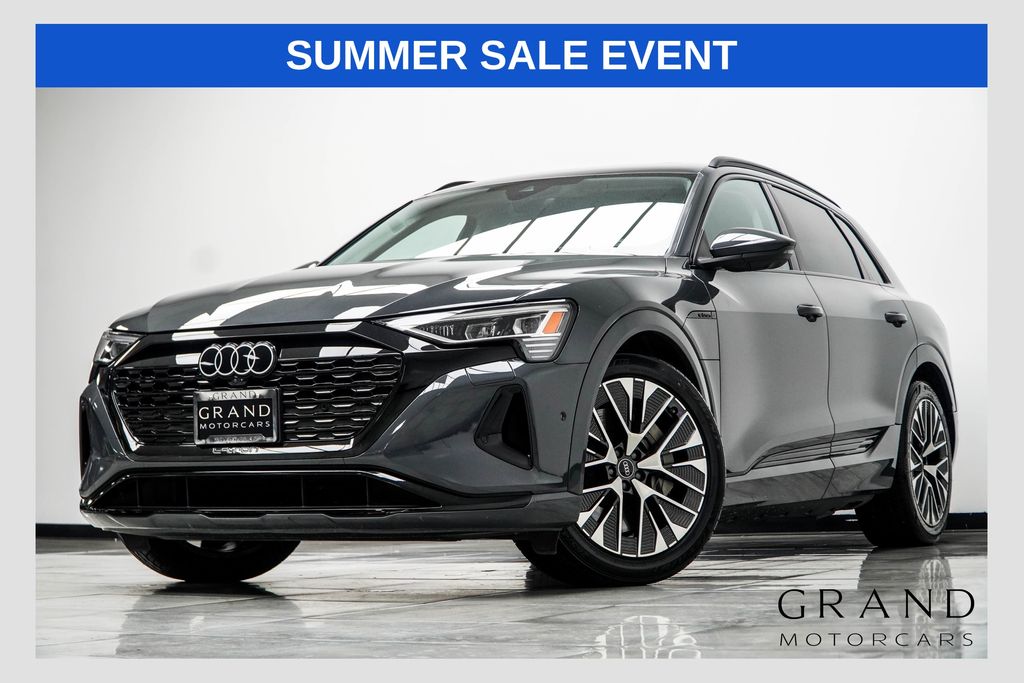 2024 Audi Q8 e-tron quattro Premium Plus AWD