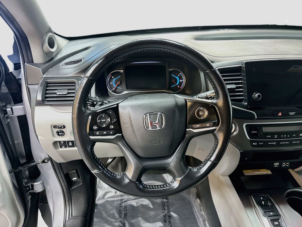 Used 2021 Silver Honda Special Edition image 11