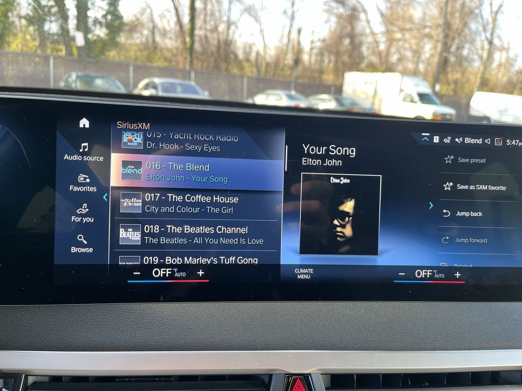 Thumbnail: 2023 BMW iX - 16