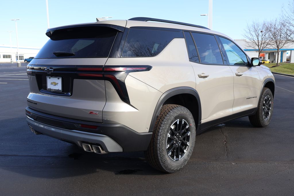 Thumbnail: 2026 Chevrolet Traverse - 8