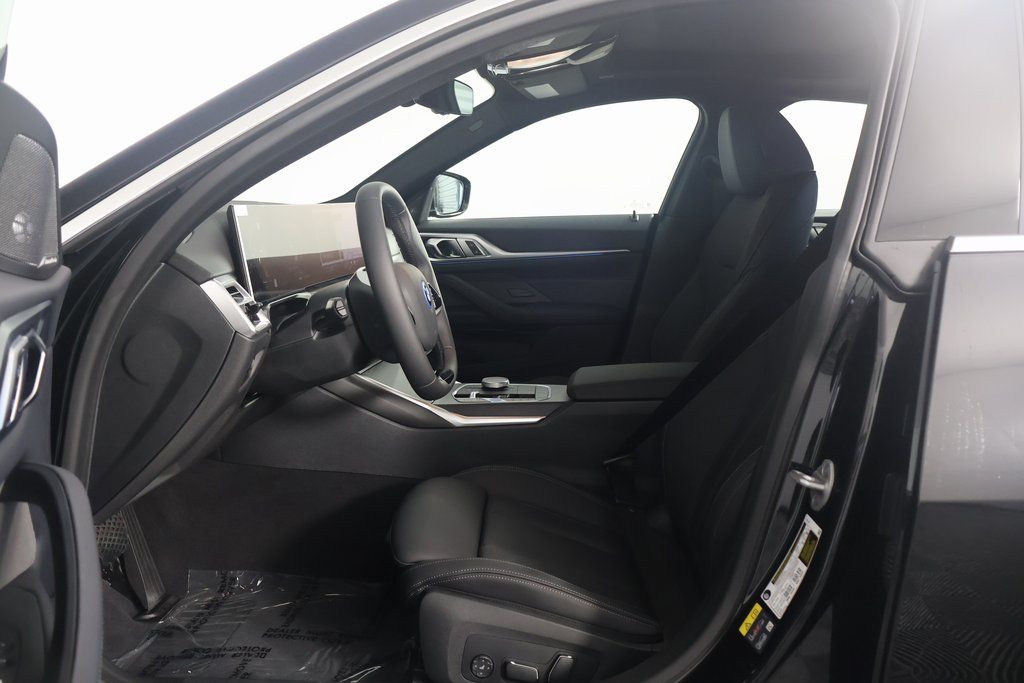 2025 BMW i4 eDrive40 5