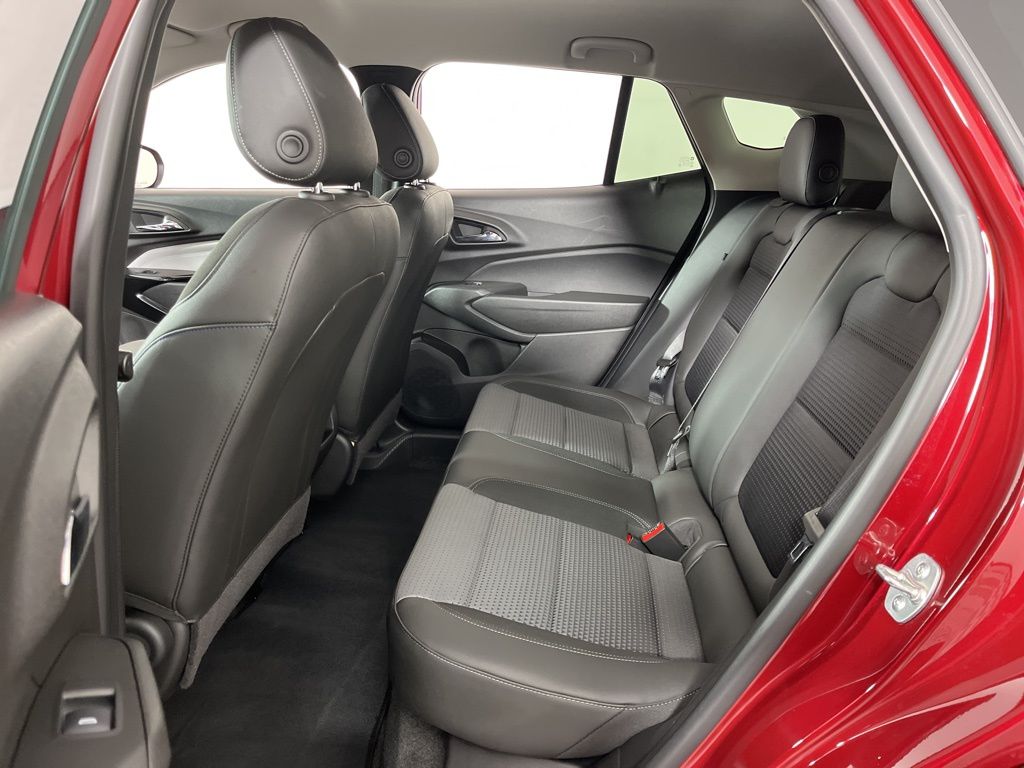 2024 Chevrolet Trax LT 22