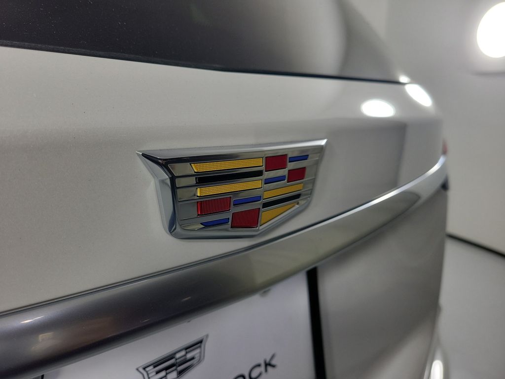 2024 Cadillac XT6 Premium Luxury - 5