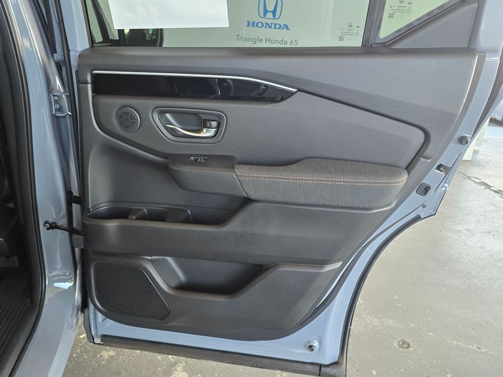 Thumbnail: 2026 Honda Pilot - 29