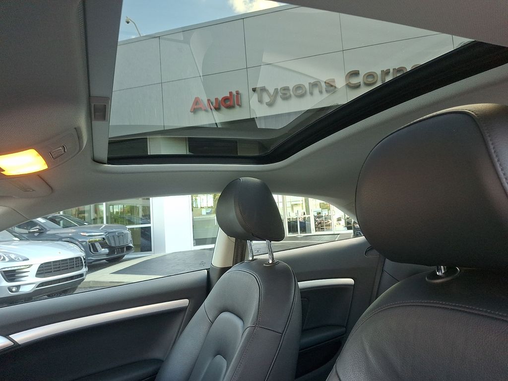 Thumbnail: 2012 Audi A5 - 14