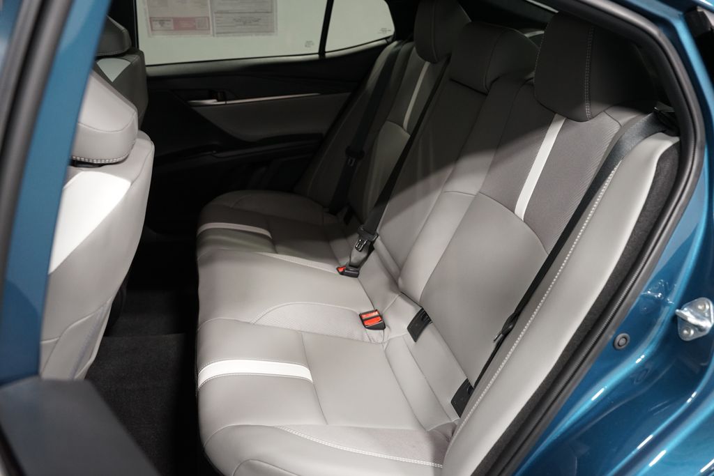 Thumbnail: 2025 Toyota Camry - 30