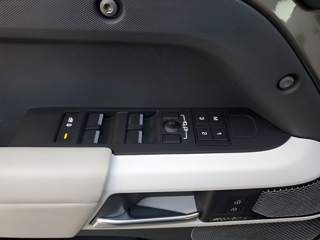 Used Car 2023 Land Rover Defender 130  Se For Sale Under $70,000 In Austin, Texas