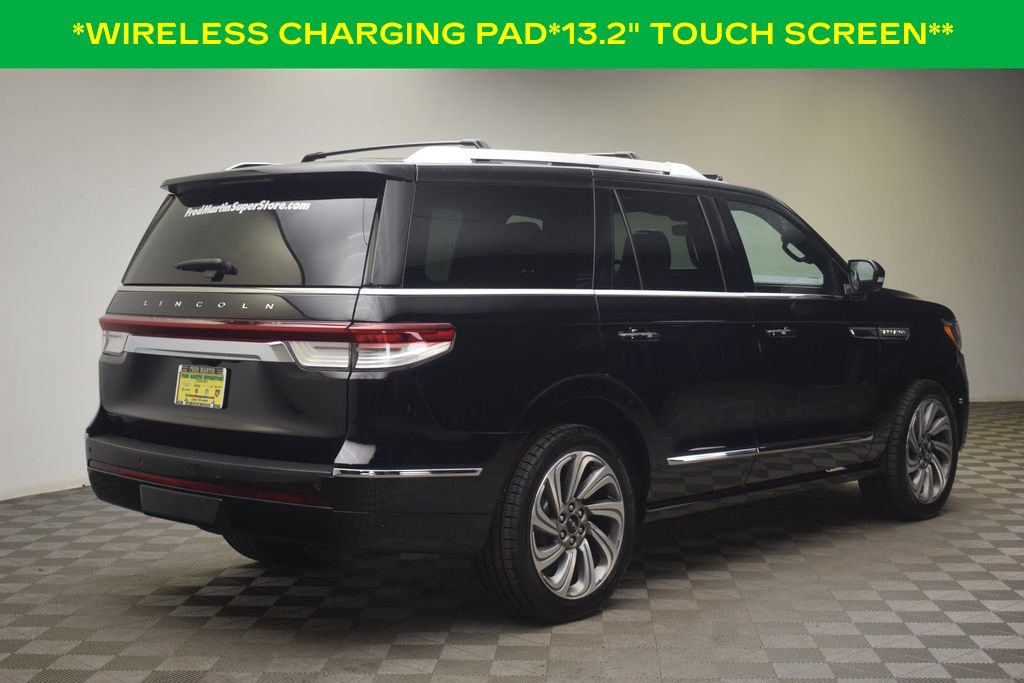 used 2022 Lincoln Navigator car, priced at $37,000