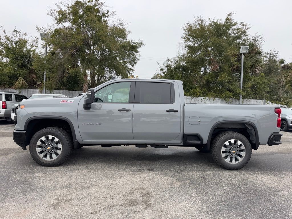 2025 Chevrolet Silverado 2500HD Custom 6