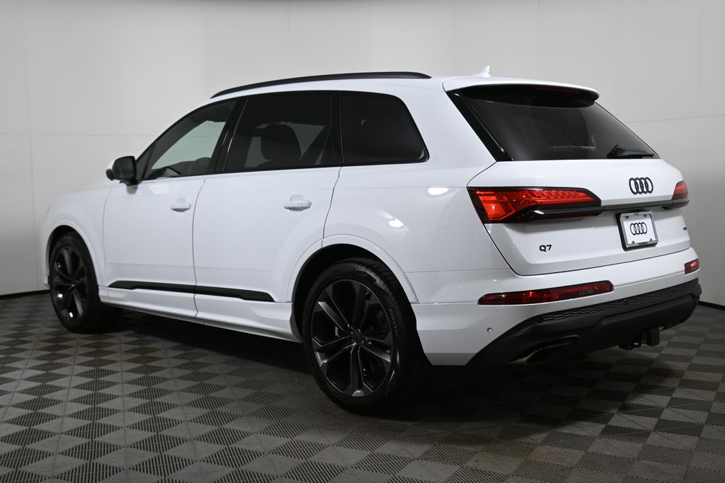 Thumbnail: 2026 Audi Q7 - 2