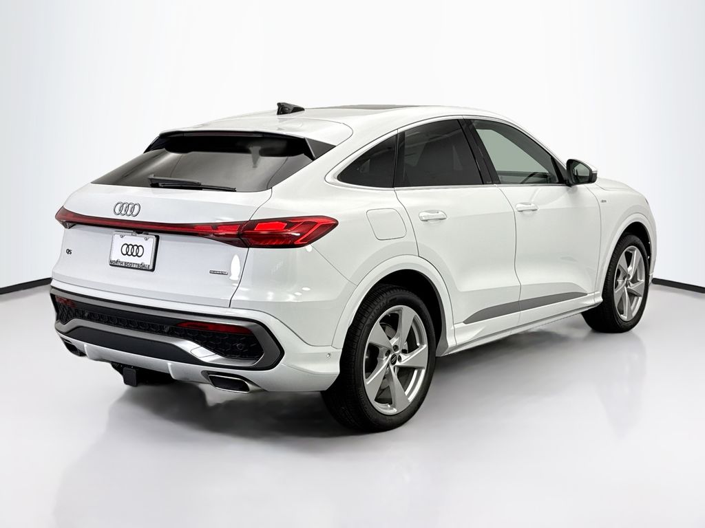 Thumbnail: 2025 Audi Q5 - 5