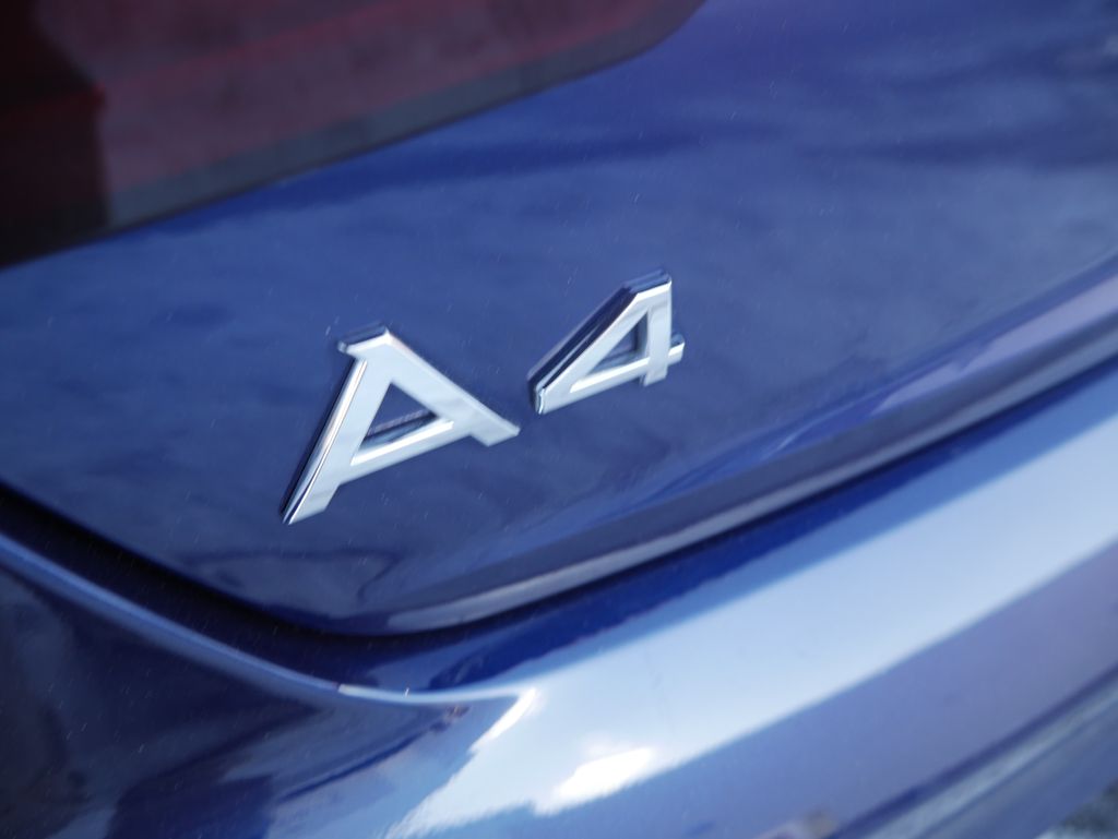 Thumbnail: 2023 Audi A4 - 9