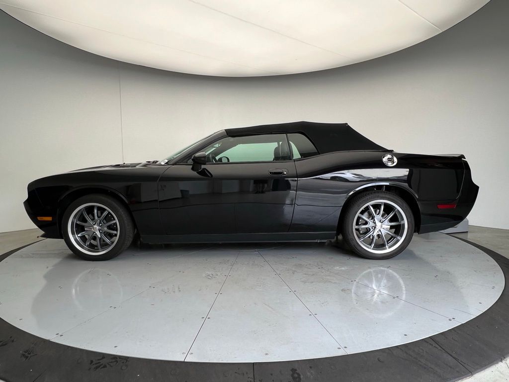 Thumbnail: 2010 Dodge Challenger - 2