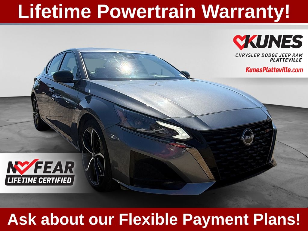 Gray (Gun Metallic) 2025 Nissan Altima Sedan Front-Wheel Drive Continuously Variable Transmission