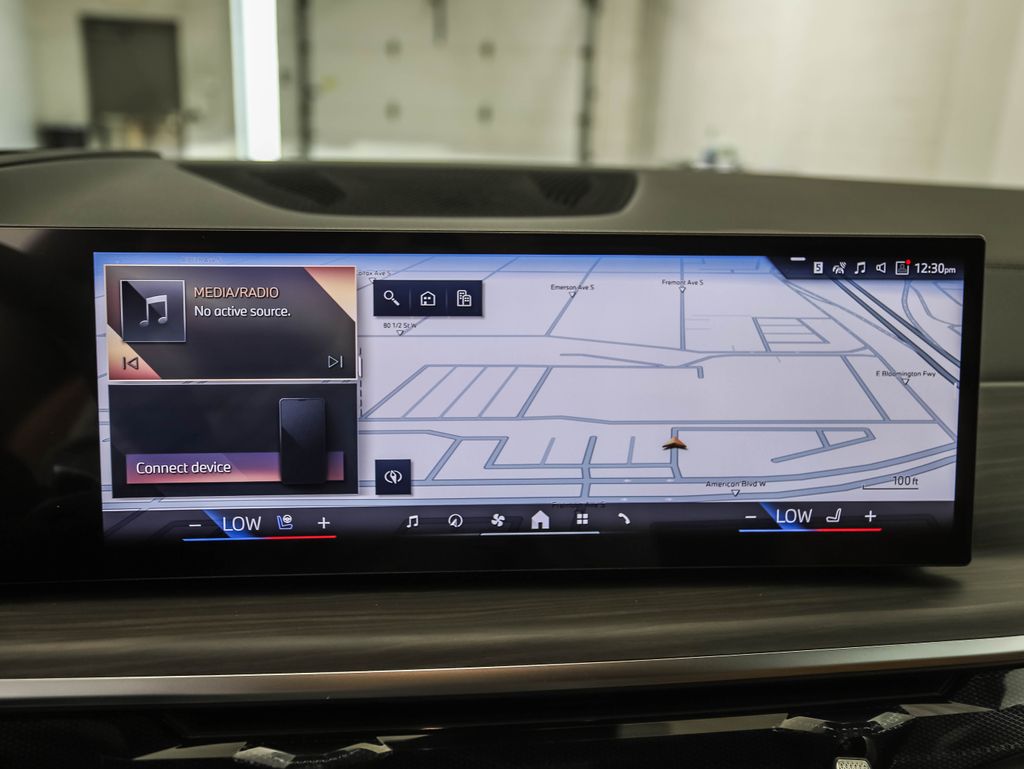 Thumbnail: 2027 BMW X7 - 15