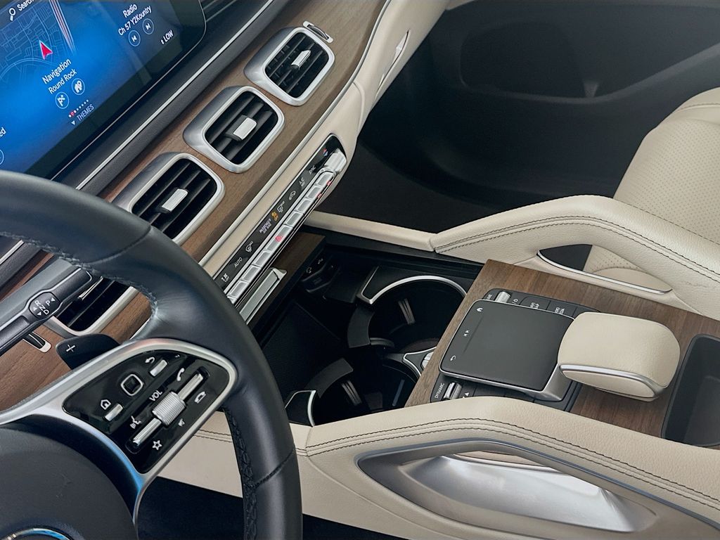 Thumbnail: 2022 Mercedes-Benz GLE - 17