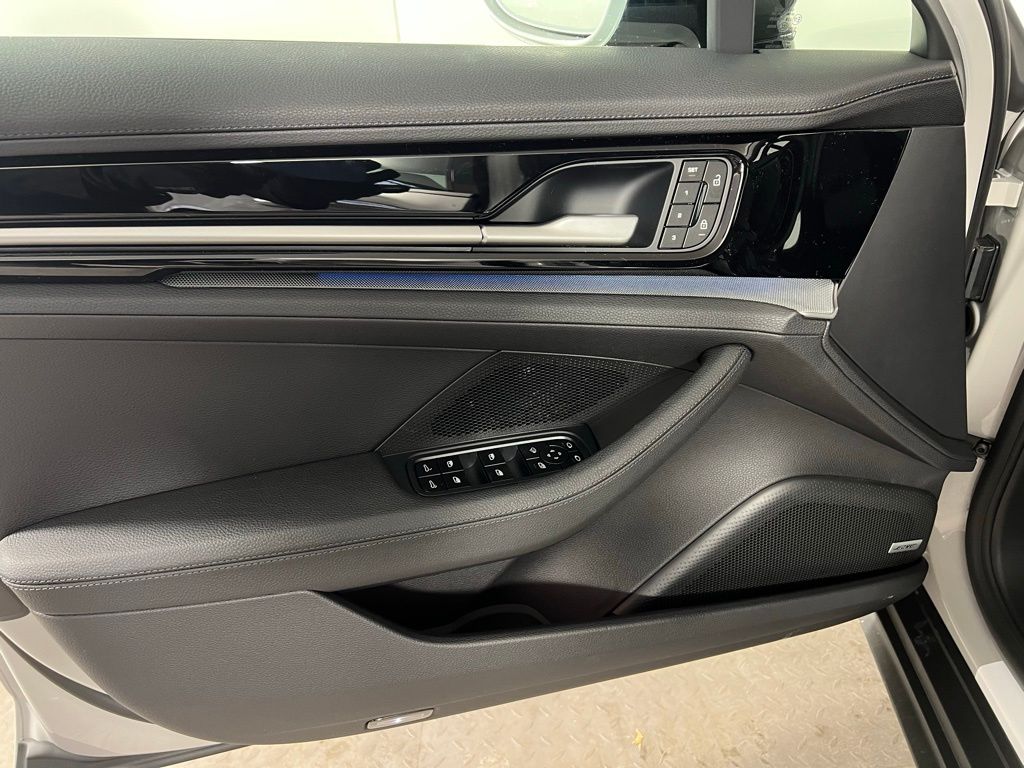 2026 Porsche Panamera Base - Photo 26