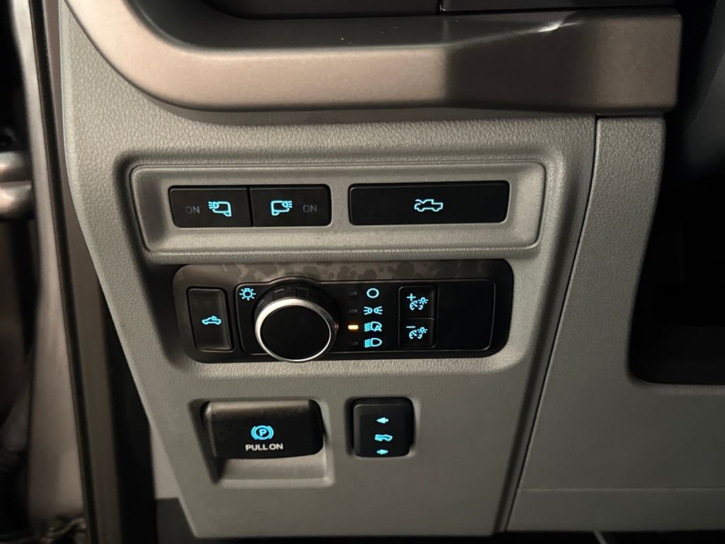 Certified Used 2024 Gray Ford XLT image 20