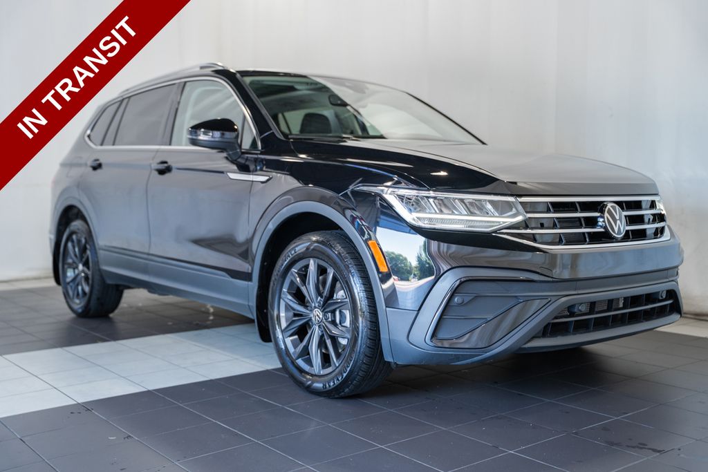 Deep Black Pearl 2024 Volkswagen Tiguan SUV / Crossover All-Wheel Drive 8-Speed Automatic