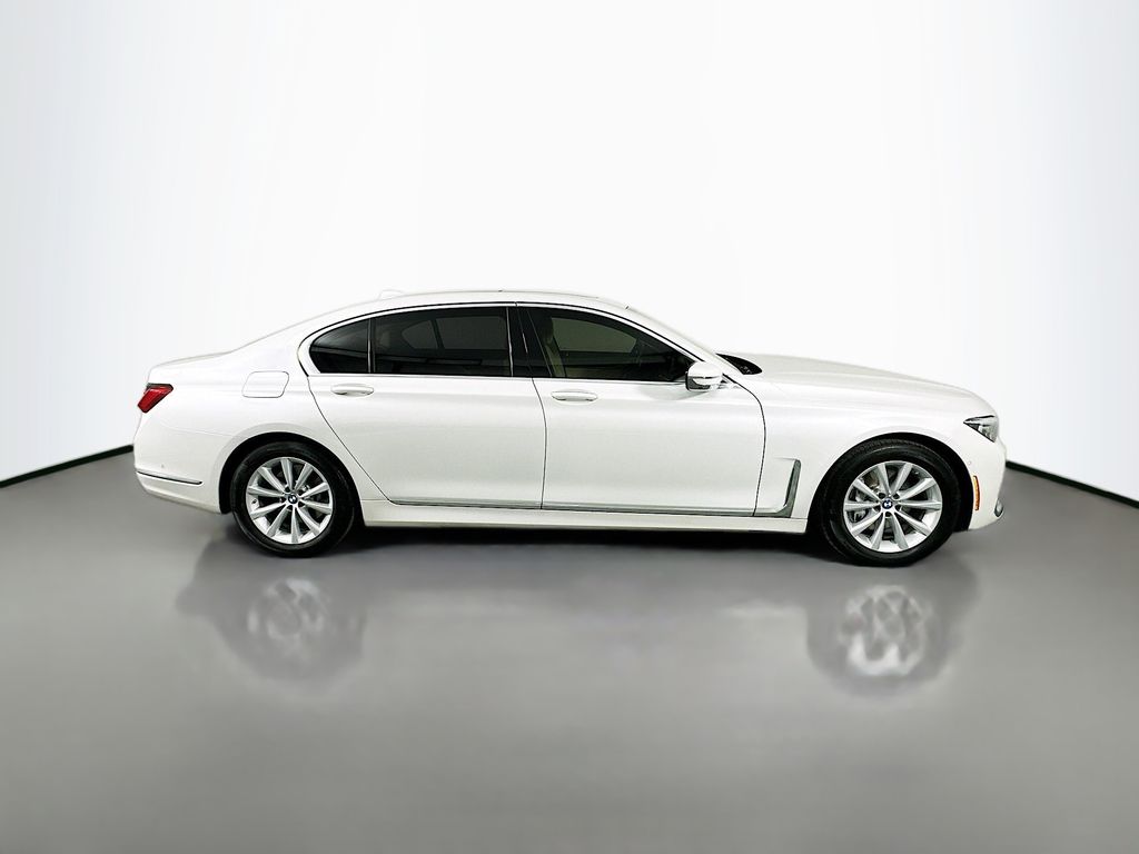 Thumbnail: 2022 BMW 7 Series - 4