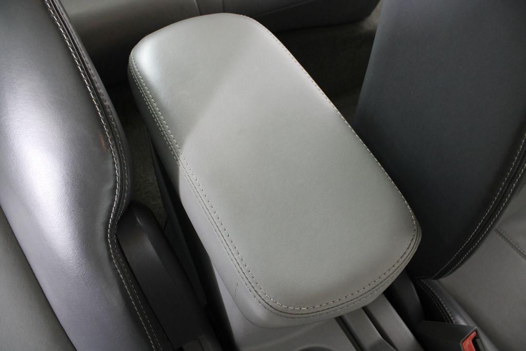 Used 2008 Chrysler Sebring for sale in 