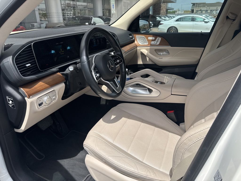 Thumbnail: 2021 Mercedes-Benz GLS - 6