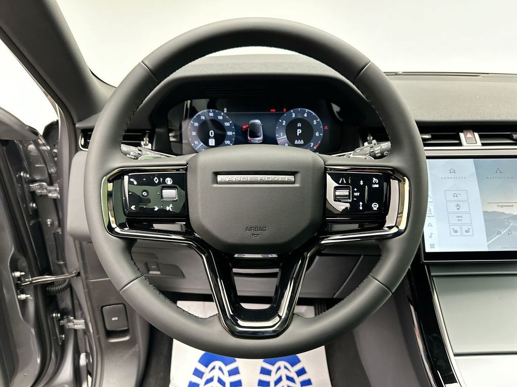 Thumbnail: 2025 Land Rover Range Rover Evoque - 20
