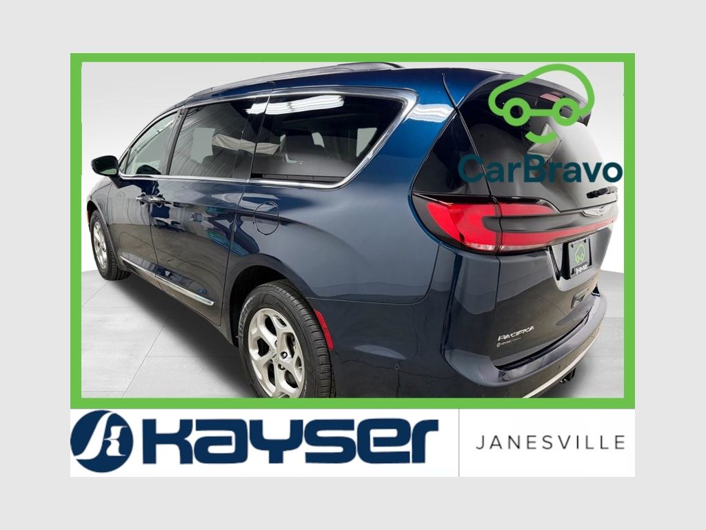 2022 Chrysler Pacifica Limited AWD