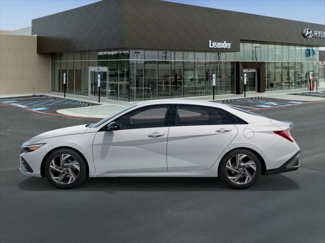 2025 Hyundai Elantra Sport 3