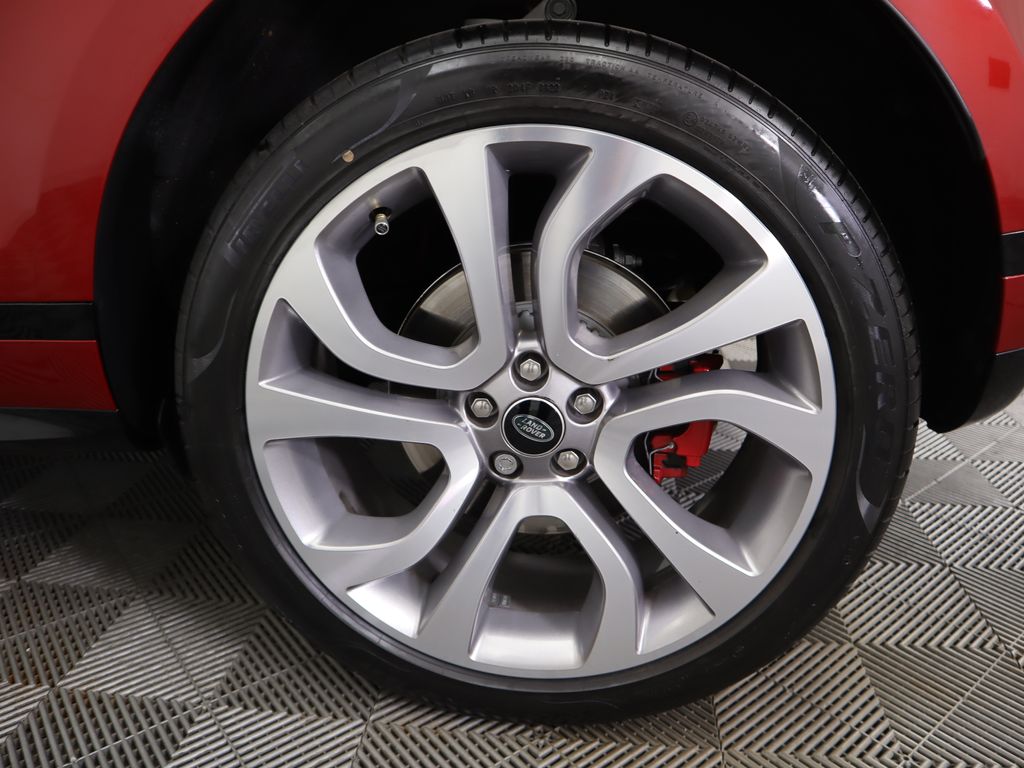 Thumbnail: 2023 Land Rover Range Rover Evoque - 31