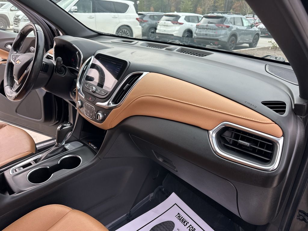 2020 Chevrolet Equinox Premier 33