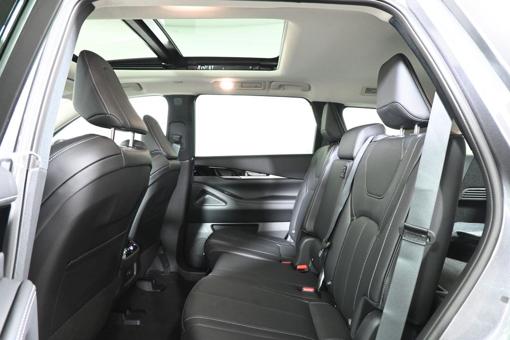 2025 INFINITI QX60 Pure 26