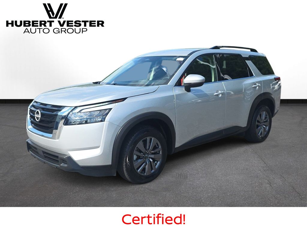 Used 2025 Nissan Pathfinder SUV