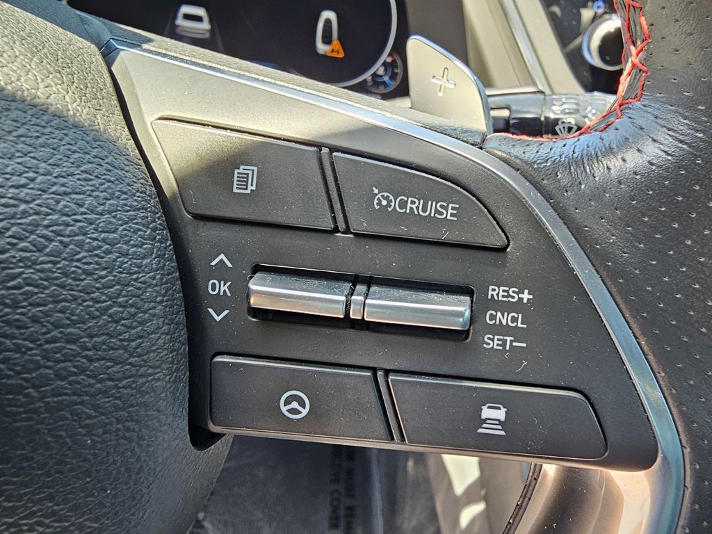 Certified Used 2022 Blue Hyundai SEL Plus image 26