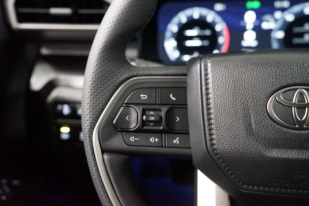 Thumbnail: 2026 Toyota 4Runner - 15