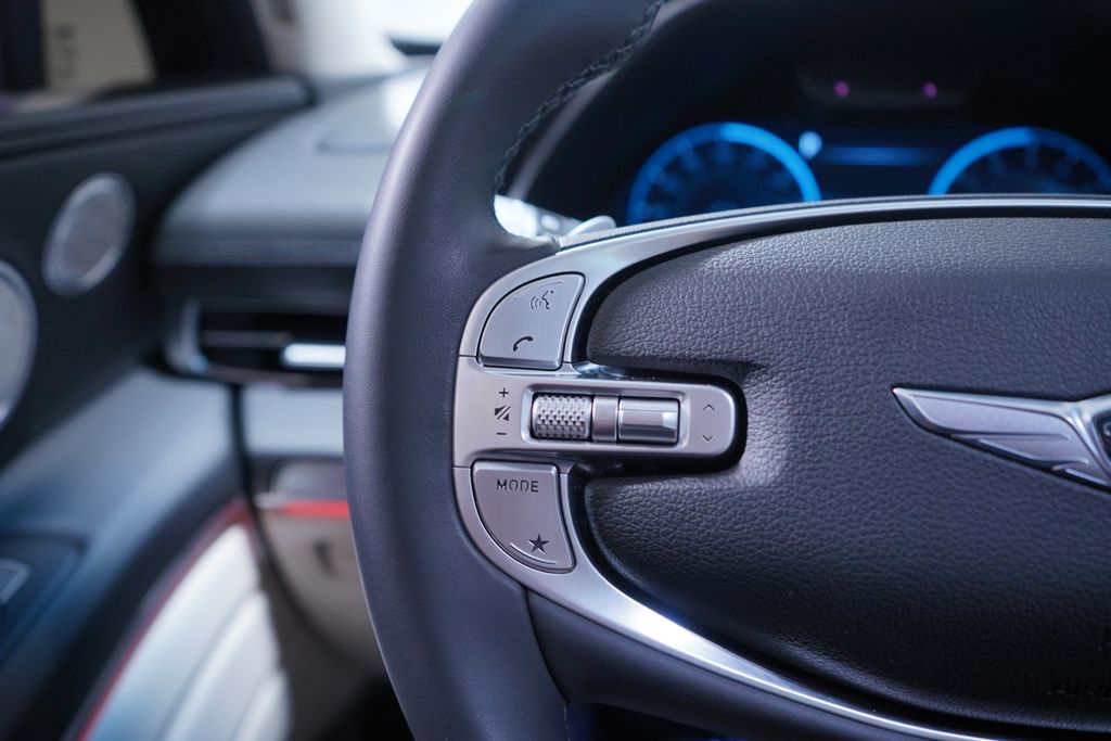 Thumbnail: 2023 Genesis GV80 - 20