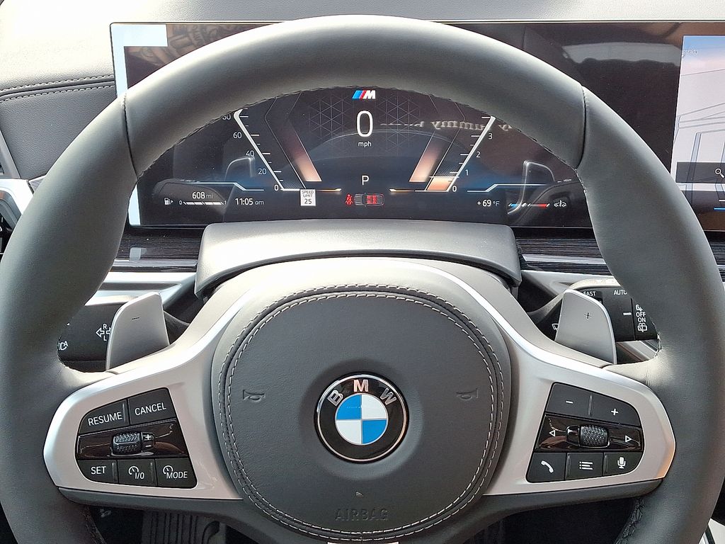Thumbnail: 2026 BMW X5 - 9