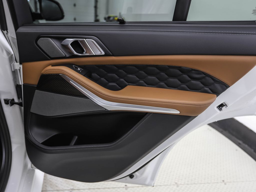 Thumbnail: 2026 BMW X5 - 26