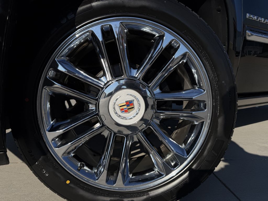 Used 2014 Cadillac Escalade SUV